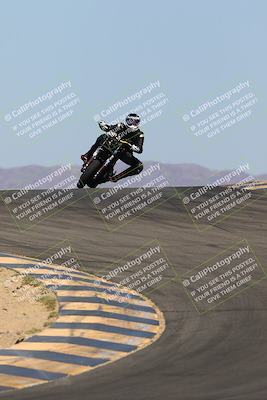 media/Apr-15-2022-Apex Assassins (Fri) [[9fb2e50610]]/Trackday Level 1/Session 2/Turns 9 and 10/